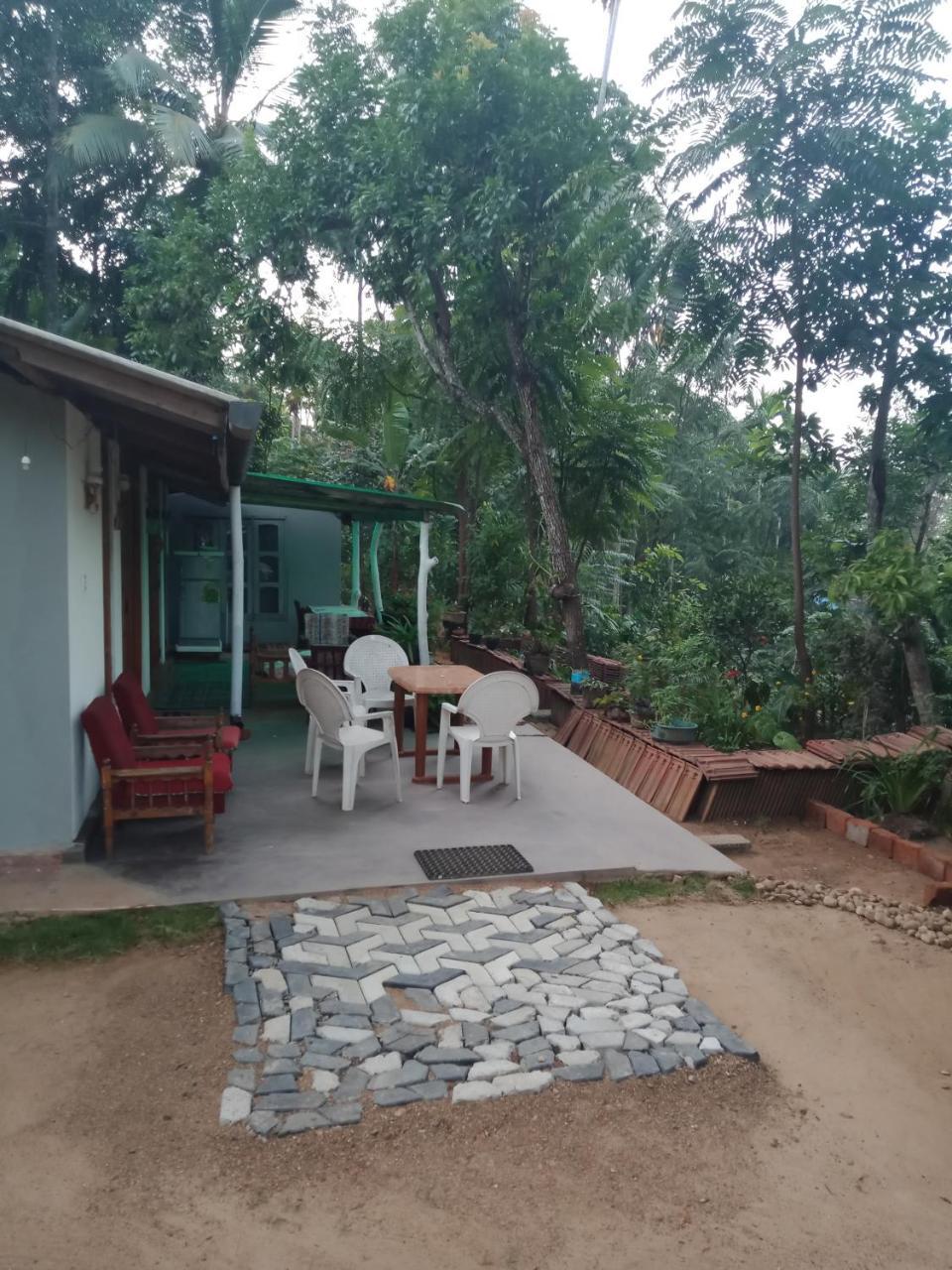 Damsen Homestay Ела Екстериор снимка